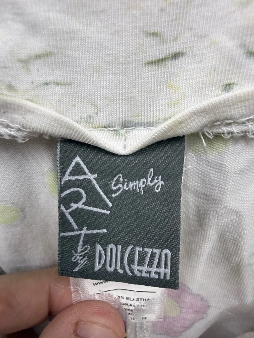 Sleeveless White Floral Zip-Front Dress with Multicolor Print - Picture 3 of 5